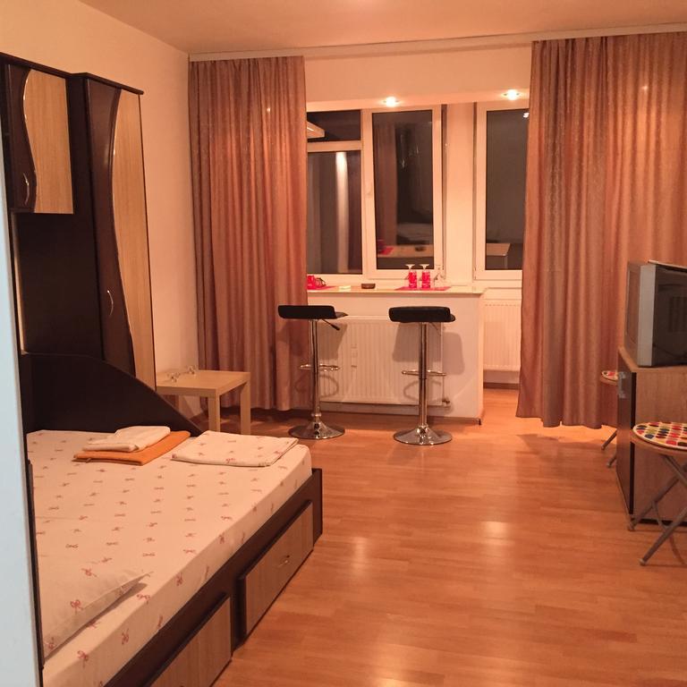 Alina Accommodation Galac Kültér fotó